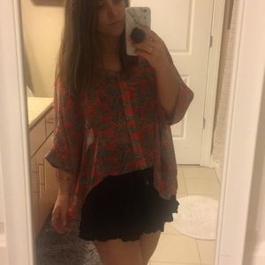 Blousy button up size L